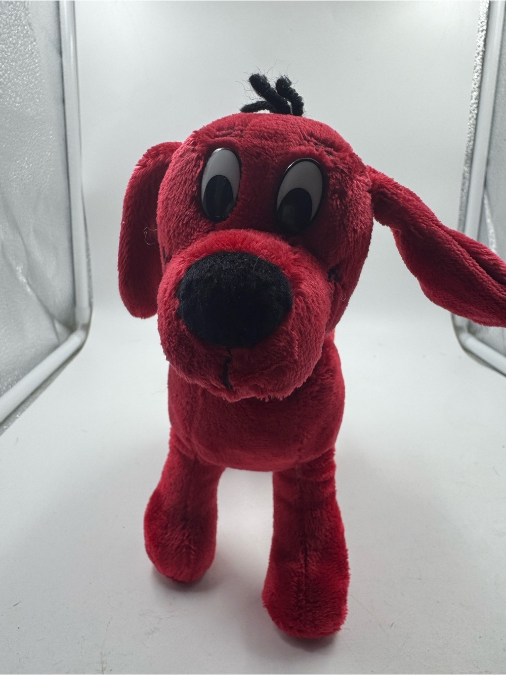 Clifford the Big Red Dog Small 8” Plush Scholastic Douglas Toys 2015